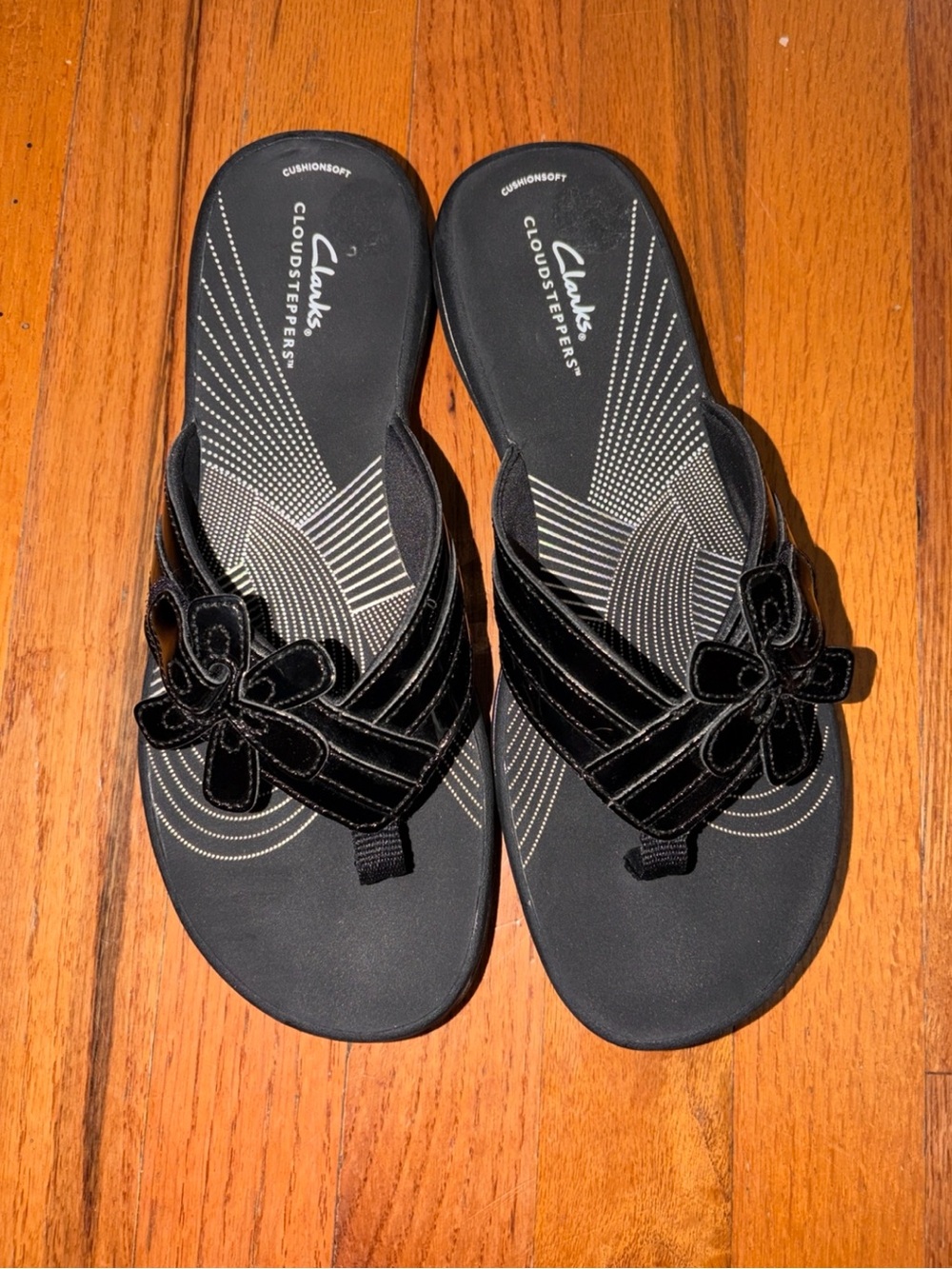 Clark’s Sandals Women’s size 9